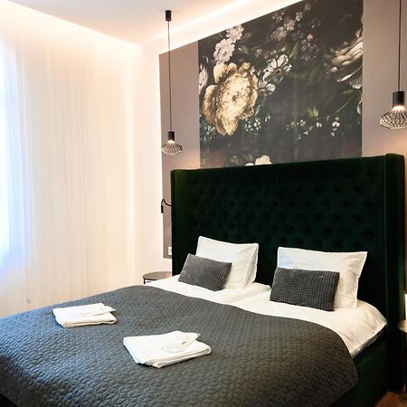 Luxury Apartments Laborca Ужгород Екстер'єр фото