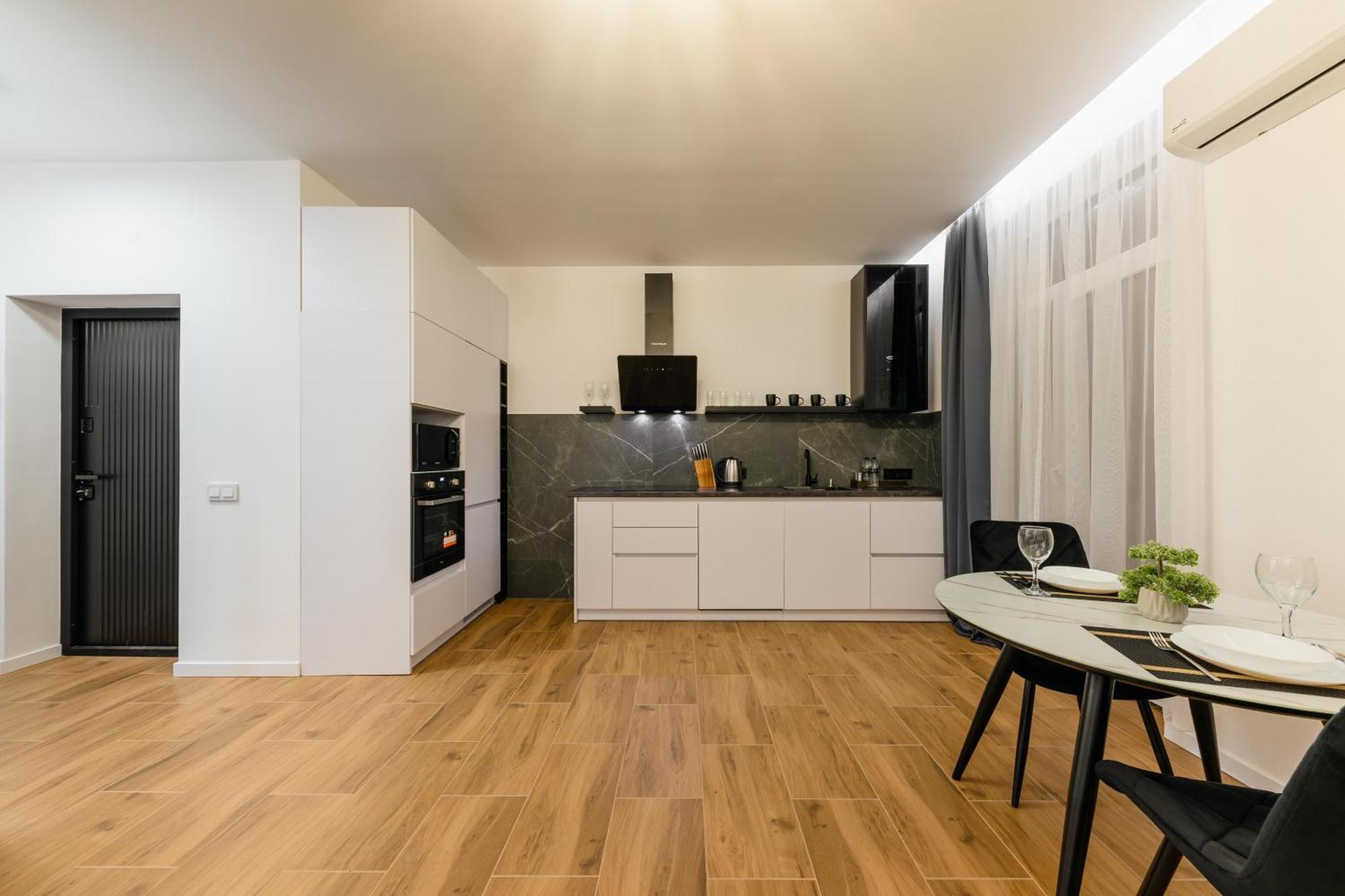 Luxury Apartments Laborca Ужгород Екстер'єр фото