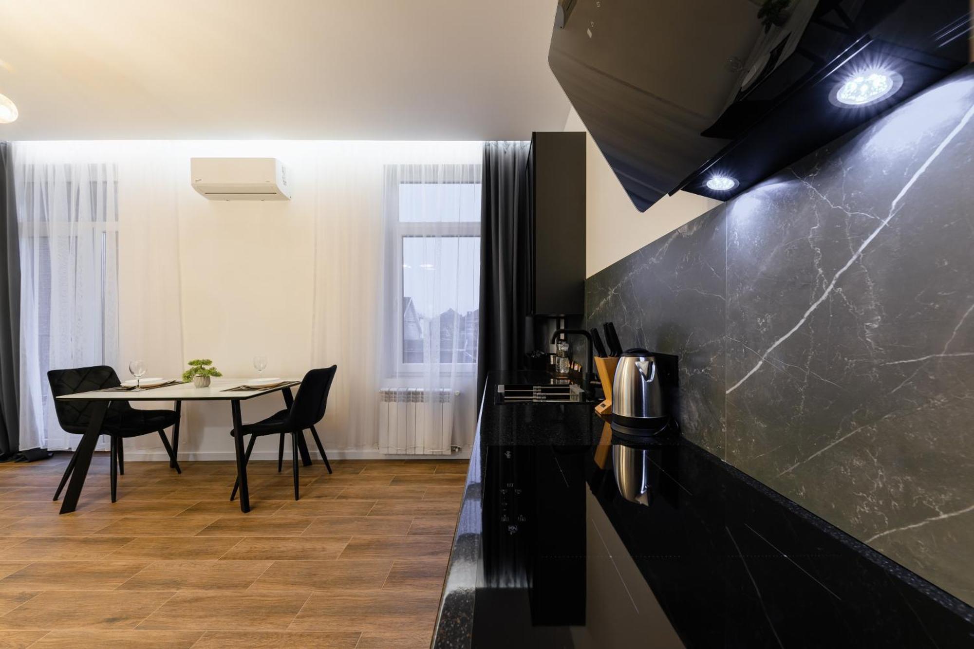 Luxury Apartments Laborca Ужгород Екстер'єр фото